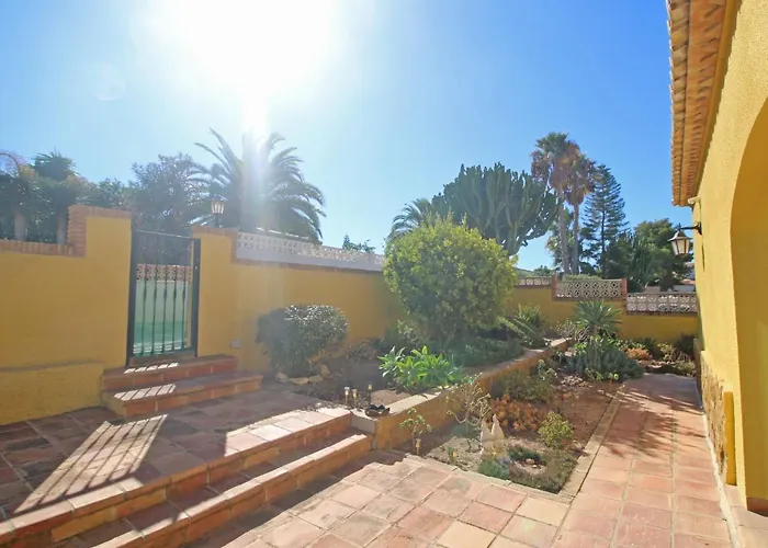 Jardin By Interhome Villa Calpe